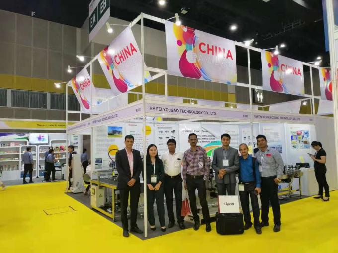 Máy thu hút chân không tự động để in UV 7